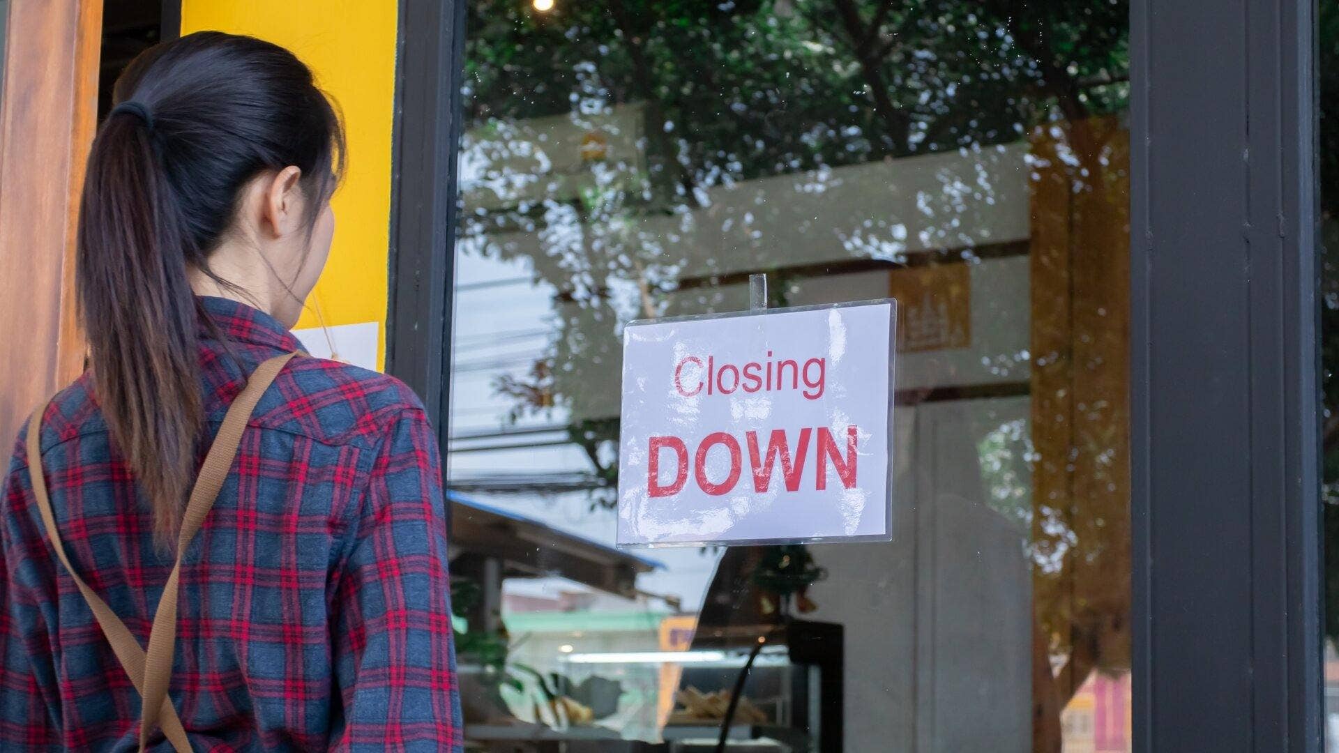 30-year-old chain closing all 28 restaurants in April
