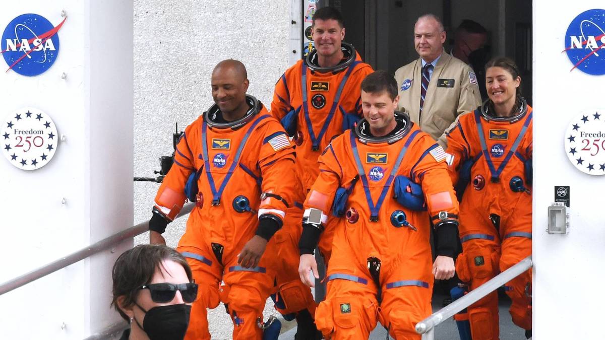 Humans head to the moon for the first time in years