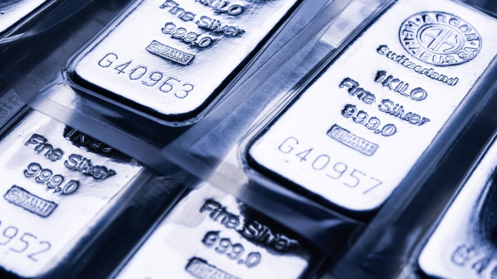 Silver price drops after Trump makes stunning claim about Iran