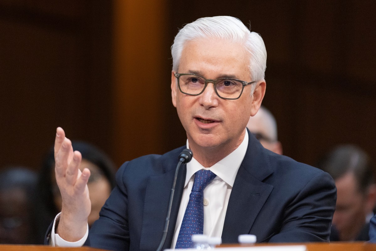 Wells Fargo CEO drops 3-word warning on economy