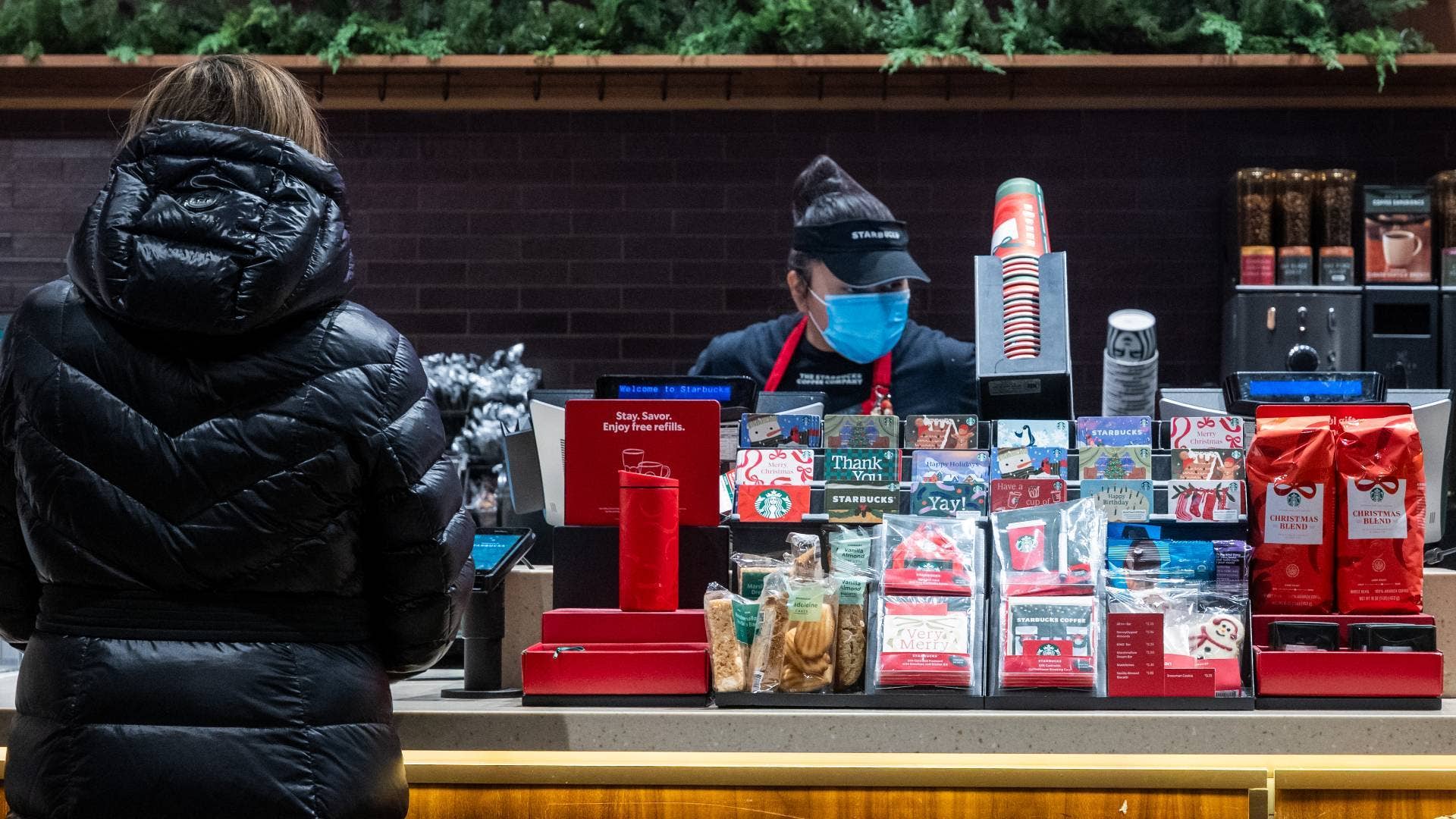 Starbucks rolls out new incentives to improve service