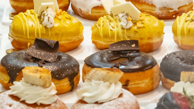Las Vegas Strip adds upscale doughnut bakery, new Vanderpump eatery, Thestreet