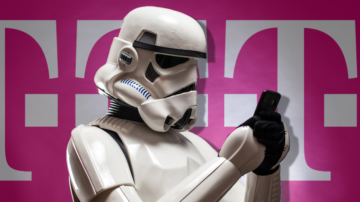 T-Mobile tops Verizon, AT&T in key network rankings