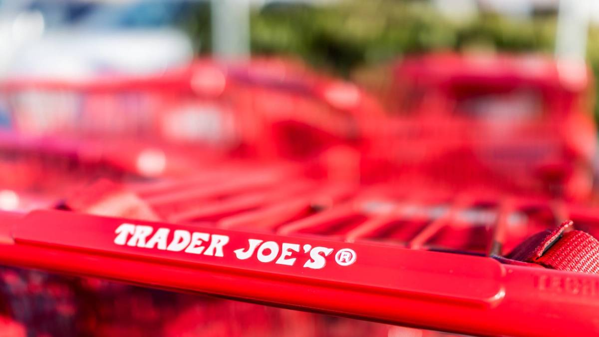 Trader Joe's hours for New Year's Day 2026 holiday