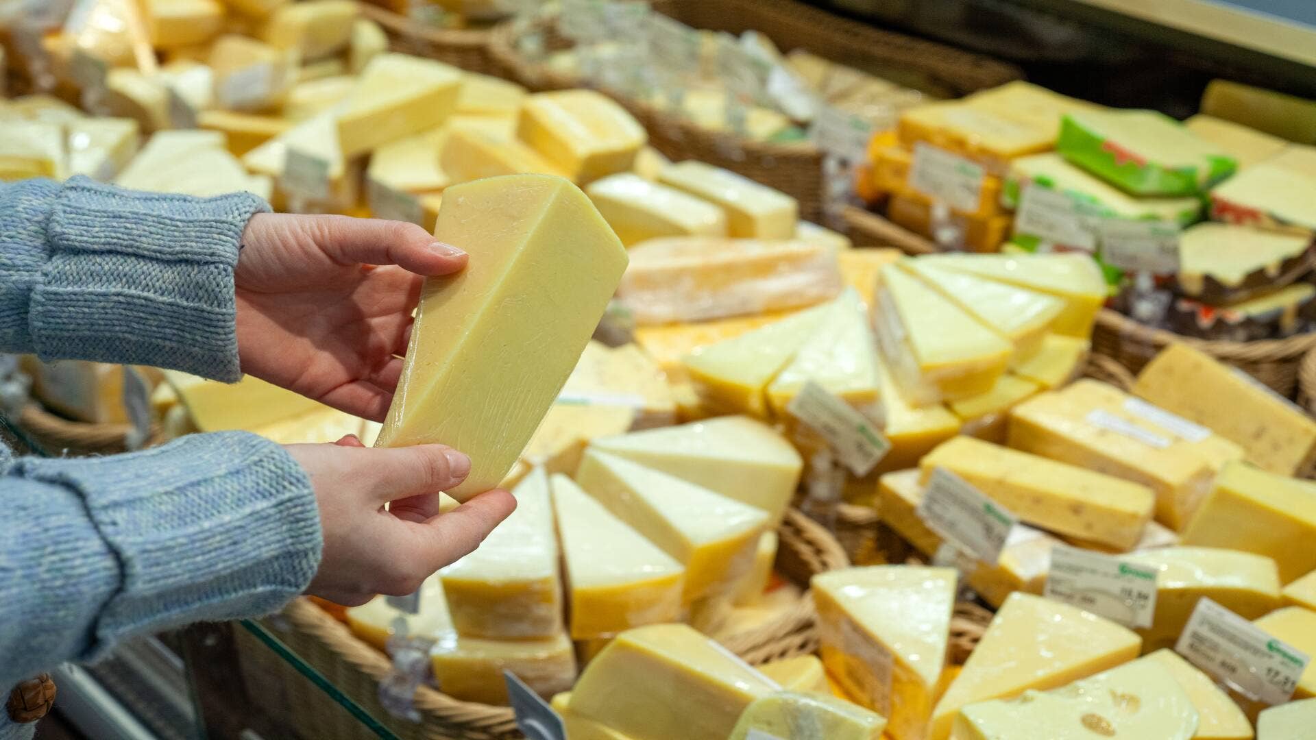 Walmart, Target, Aldi, other retailers face massive Class II cheese recall