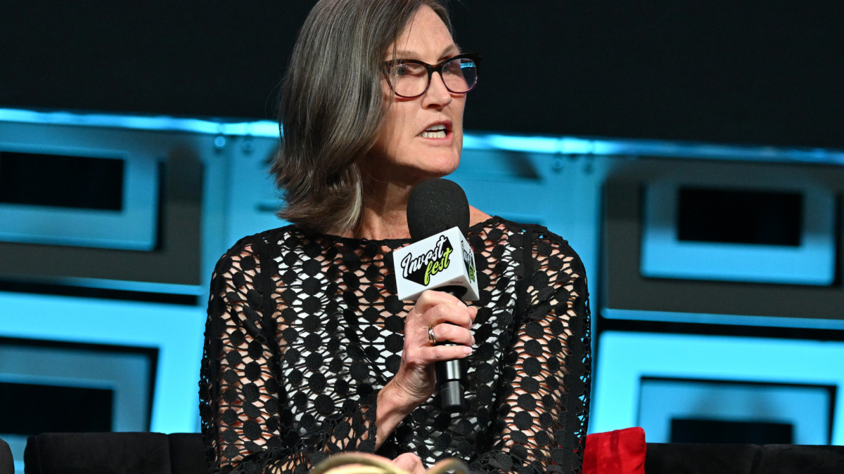 Cathie Wood buys $1.9 million of megacap tech stock