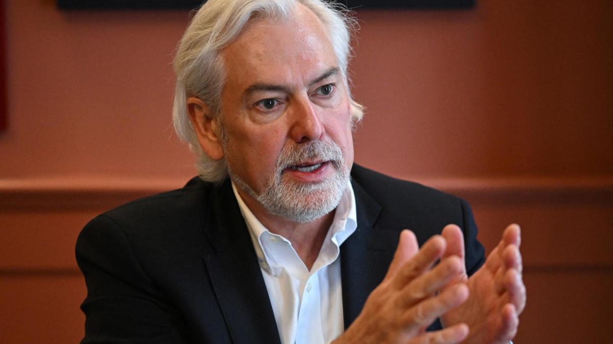 179-year-old tobacco giant sends blunt message to workers