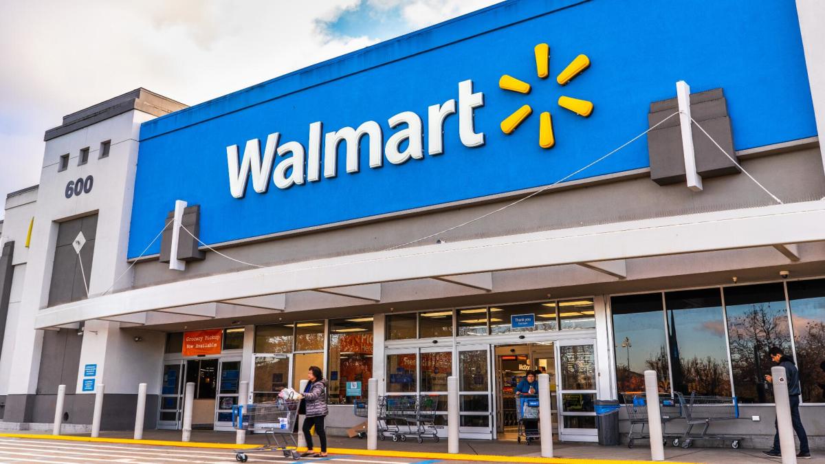 Walmart shopper shift is a brutal reality check for retail