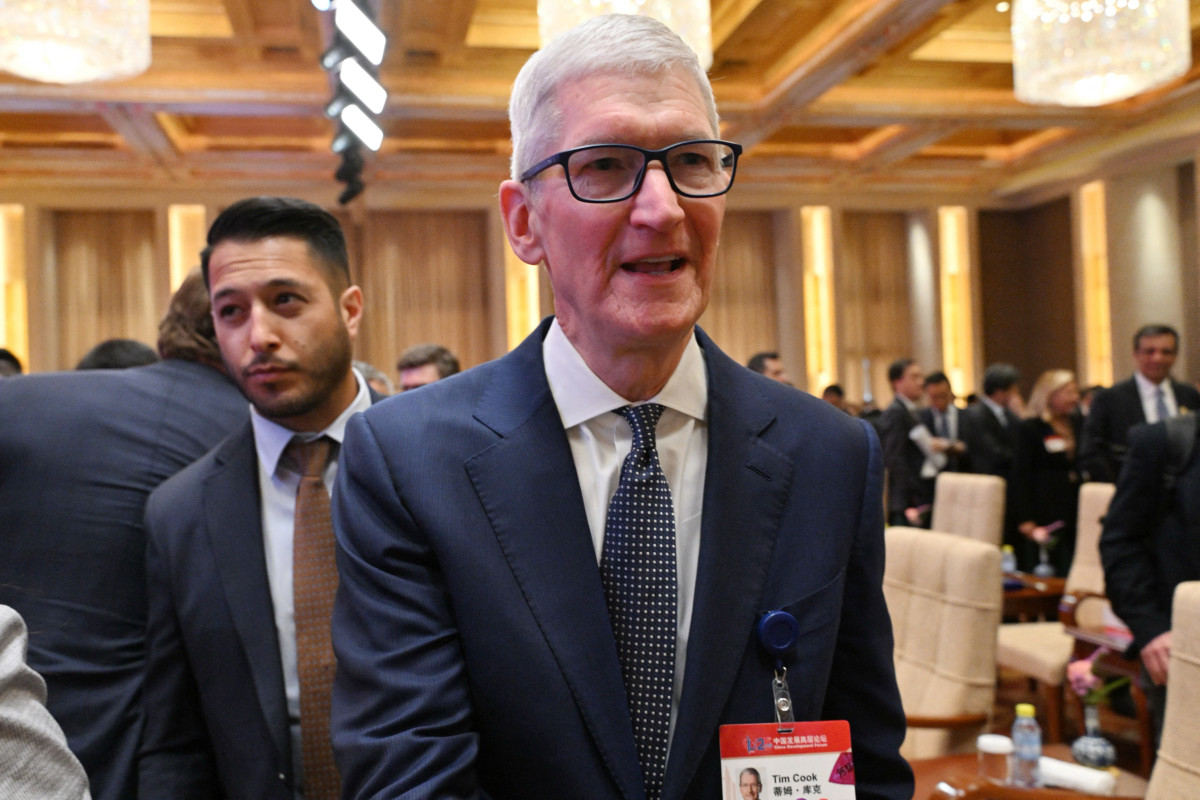 Apple’s Siri shocker is flashing a warning AAPL bulls can’t ignore