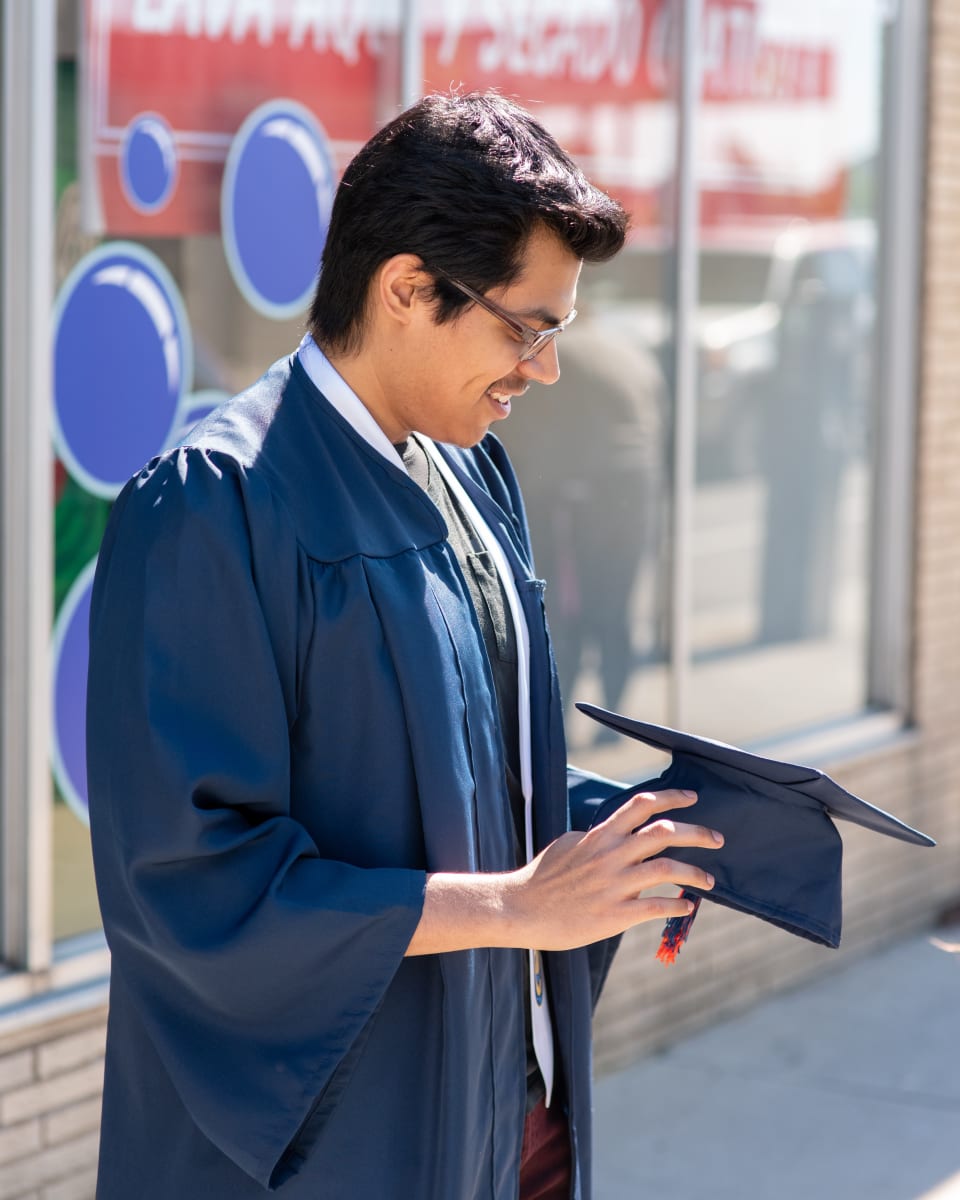 9 Essential Money Management Strategies for Recent College Graduates