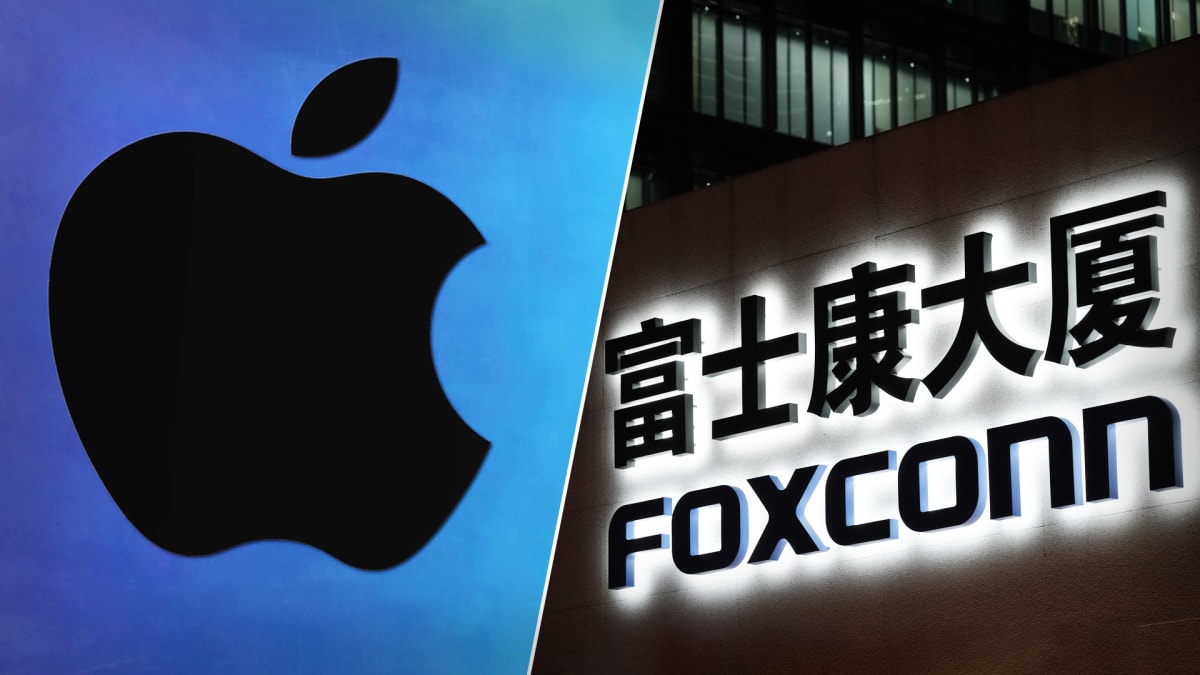 Apple Stock Edges Higher Despite Cautious Smartphone Outlook From Supplier Foxconn