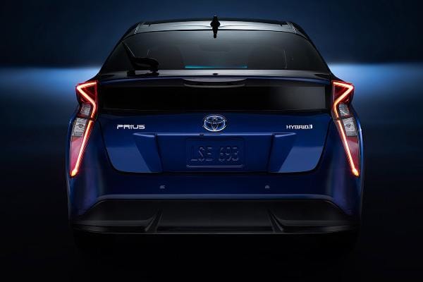 Fuel efficient car: 2016 Toyota Prius