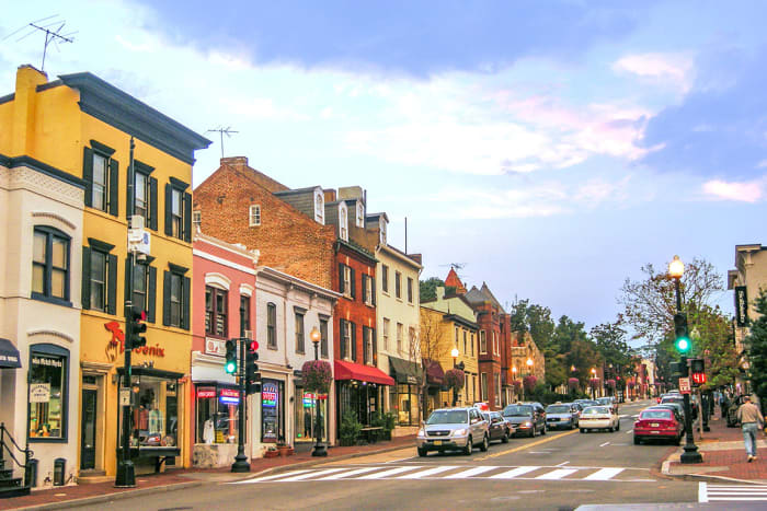 19 Washington dc georgetown DiegoMariottini : Shutterstock