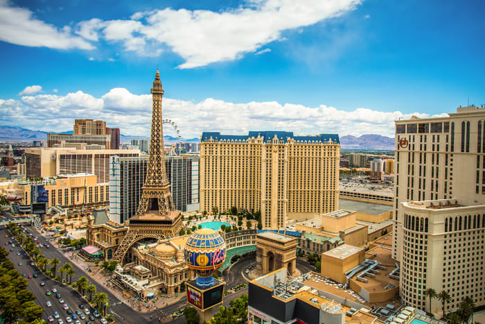 4 vegas  littlenySTOCKShutterstock