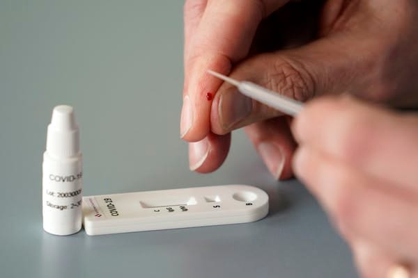 No self-administered finger prick tests have yet been approved by the FDA. Christopher Furlong/Getty Images News via Getty Images