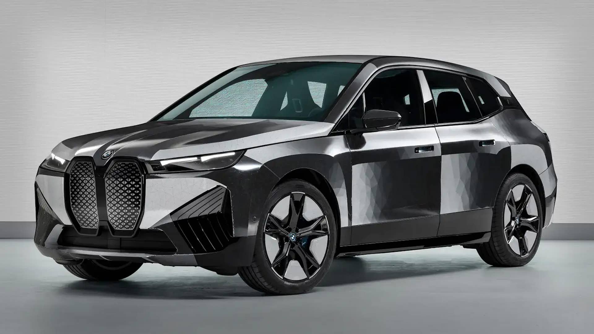 BMW Unveils New Color Changing Car TheStreet