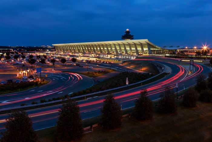 22 Washington DC dulles airport sh