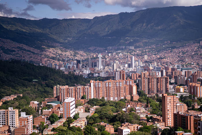22 Medellin, Colombia sh