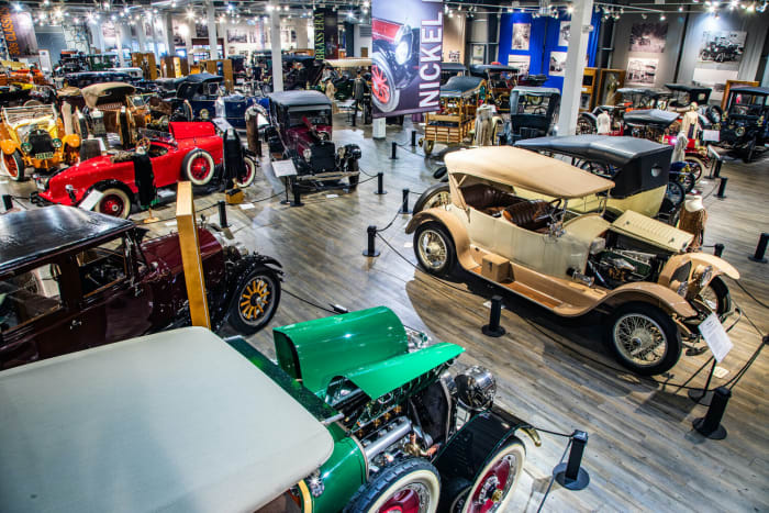 22 AutoMuseum fairbanks Foutainhead Auto Museum