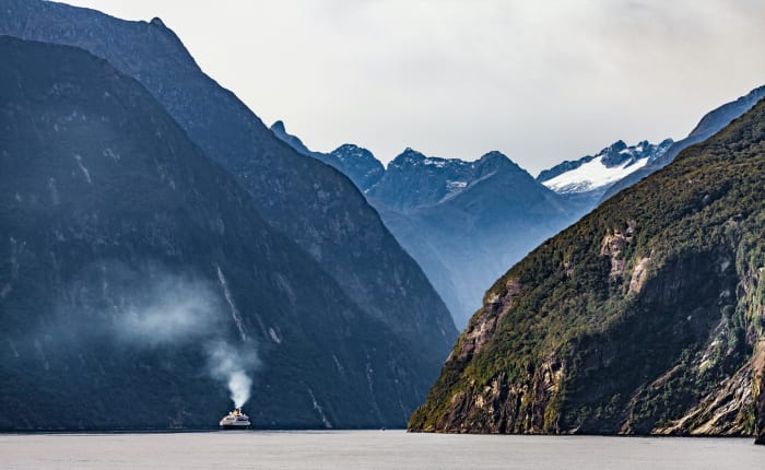 6 Fjordland- Milford sound New Zealand sh