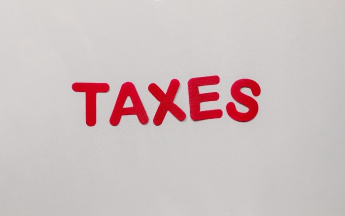 Taxes thumbnail
