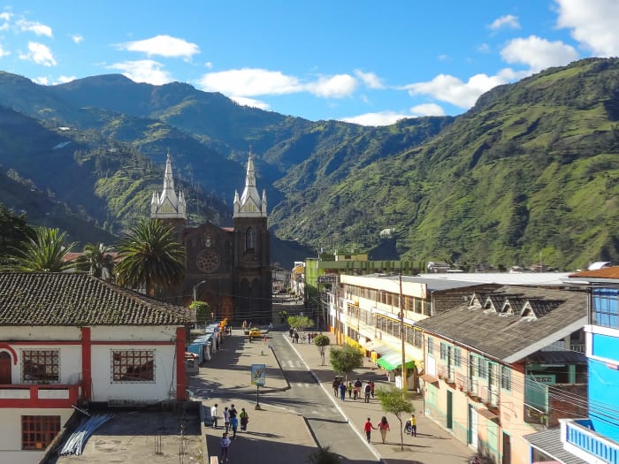 32 Baños de Agua Santa ecuador sh