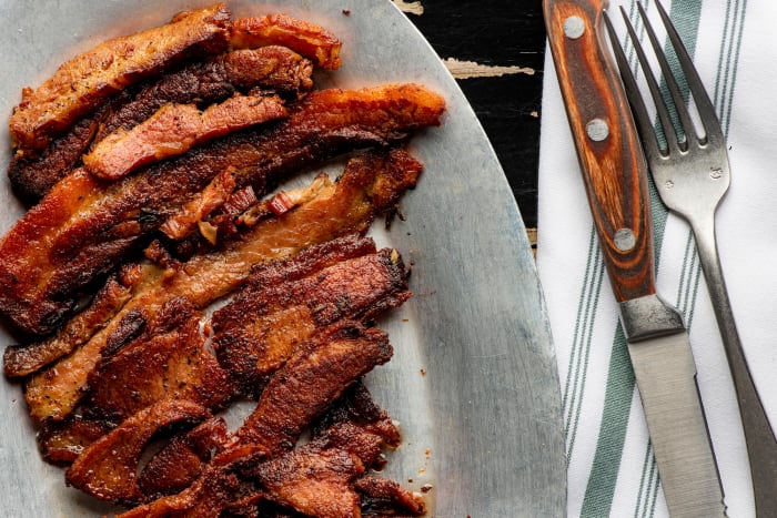 12 slices of candied bacon