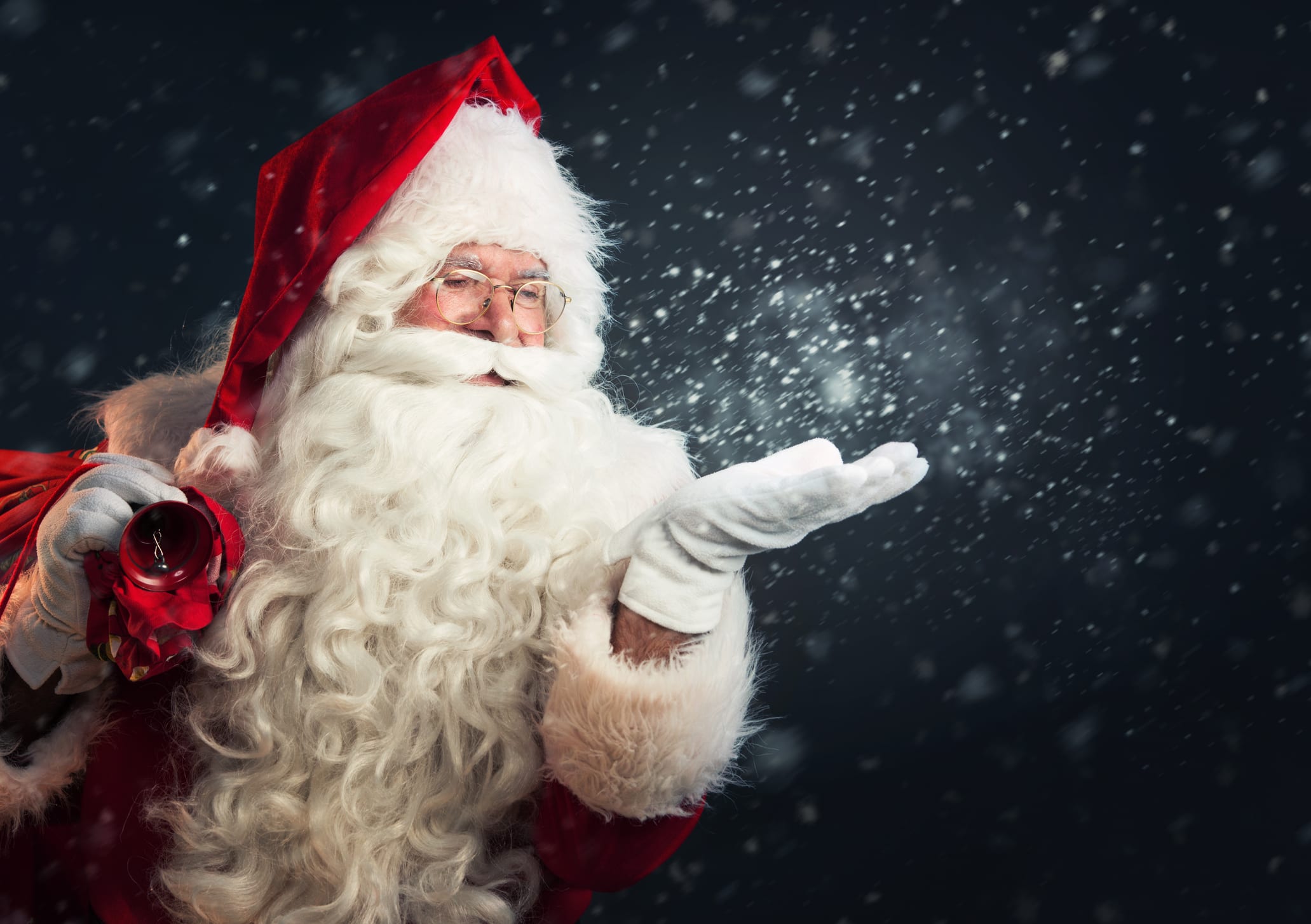 Santa Claus Just Gave Dying Retailers One Amazing Gift