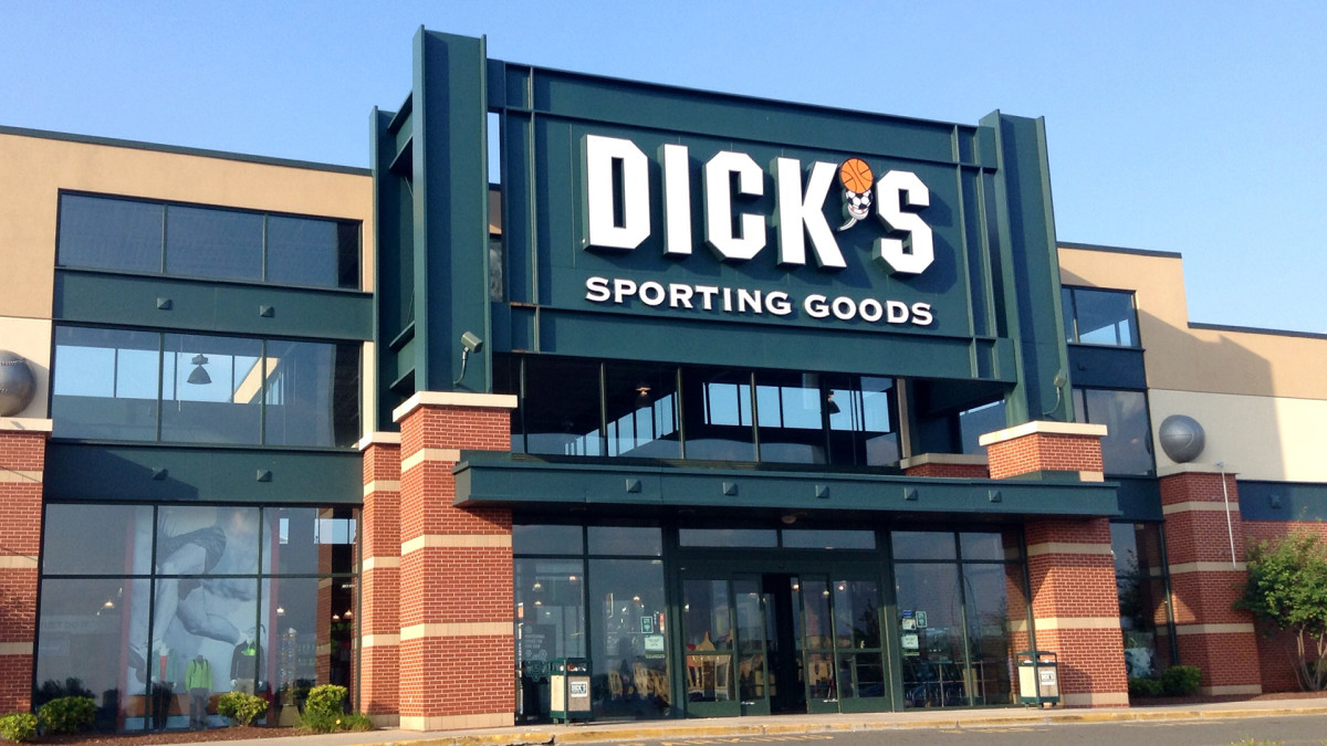 The History of Dick's Sporting Goods, More Than Just a Bait-and-Tackle Shop  - TheStreet