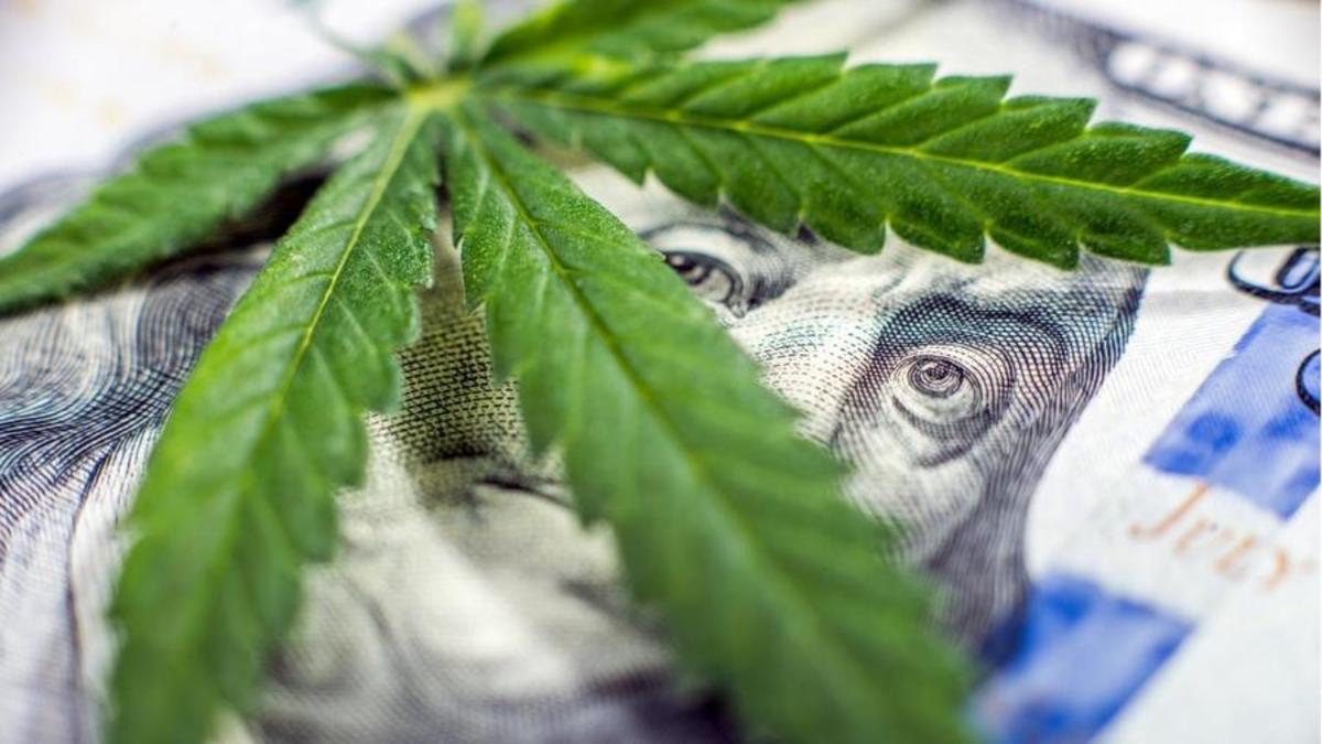 Tilray, Aurora, cannabis stocks growing on listings and Reddit Boost