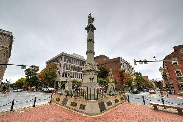 Tired of Big-City Living? Here Are the Top 10 Small Cities - Vimarsana News