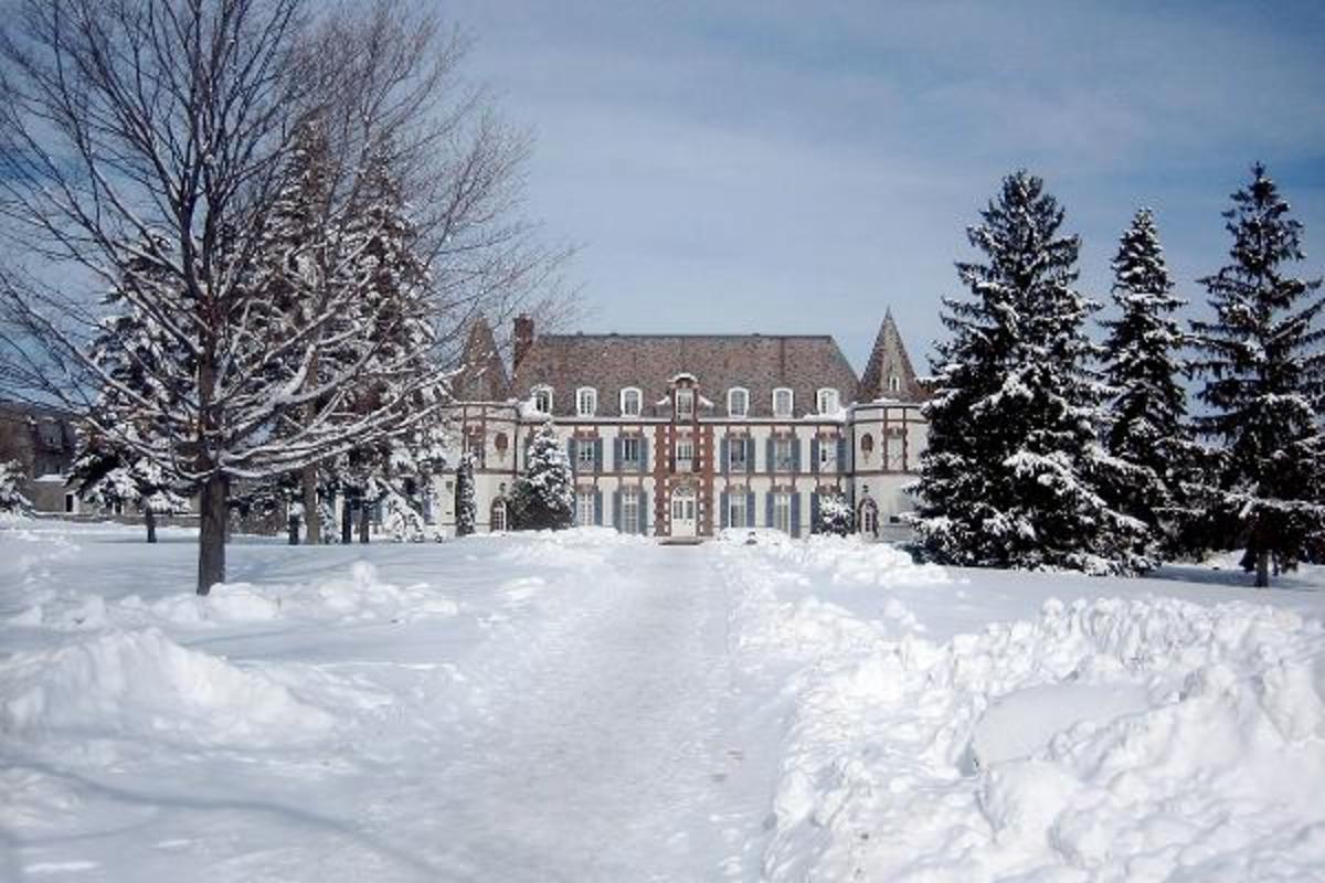 24. Middlebury College