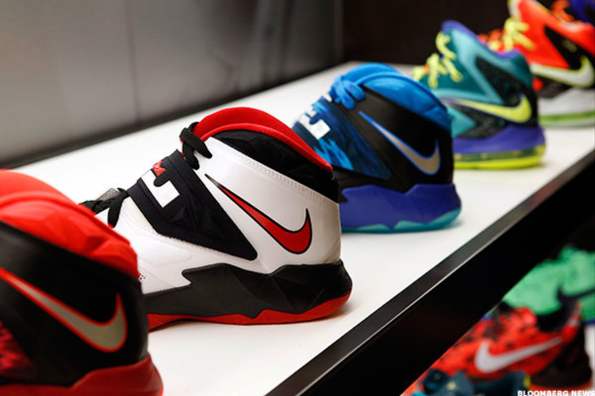 Running Up Sales for Nike, Foot Locker 