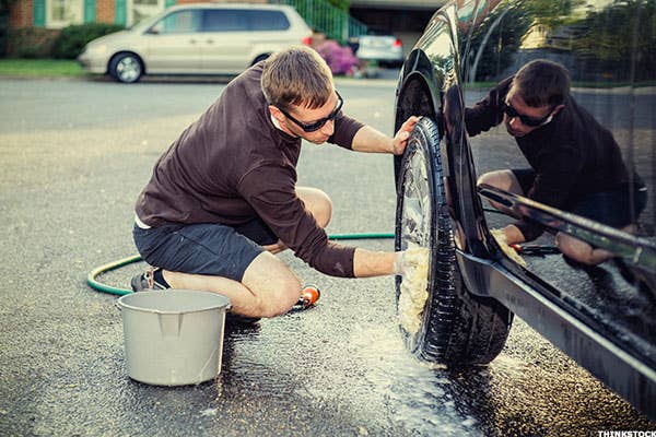 Водитель обязан мыть машину Водитель обязан мыть машину