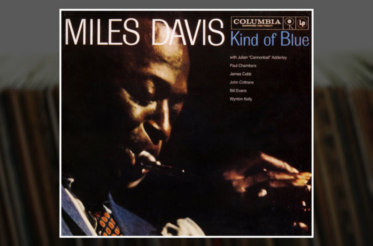 Miles davis blue miles. Kind of Blue Майлз Дэвис. Miles Davis - kind of Blue (Full album) 1959. Жюльетт греко и Майлз Дэвис. Miles Davis kind of Blue обложка.