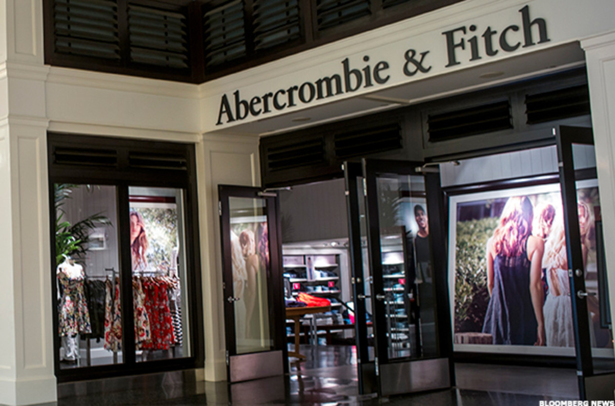 Abercrombie & Fitch’s Happier Employees Are Helping Drive Sexier Sales