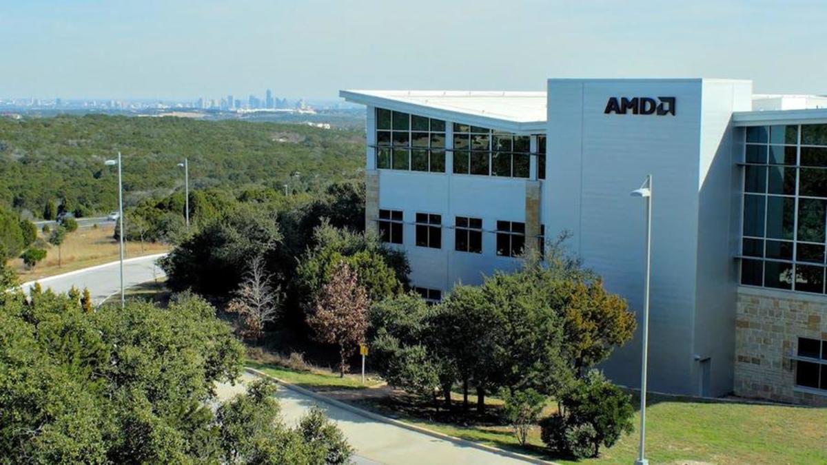 Advanced Micro Devices Shares Drop on Debt and Stock Offering