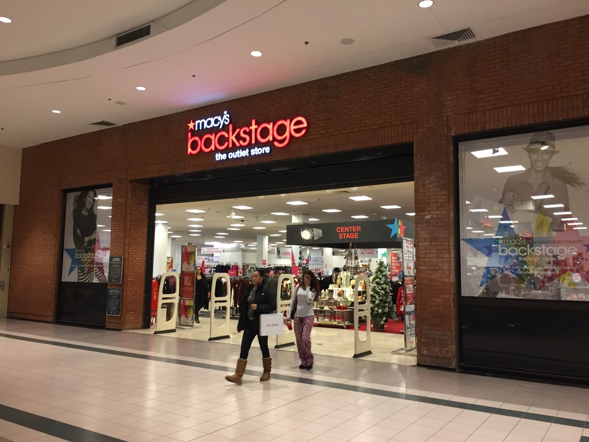 I Visited a New Macy's Outlet for the First Time and It Was