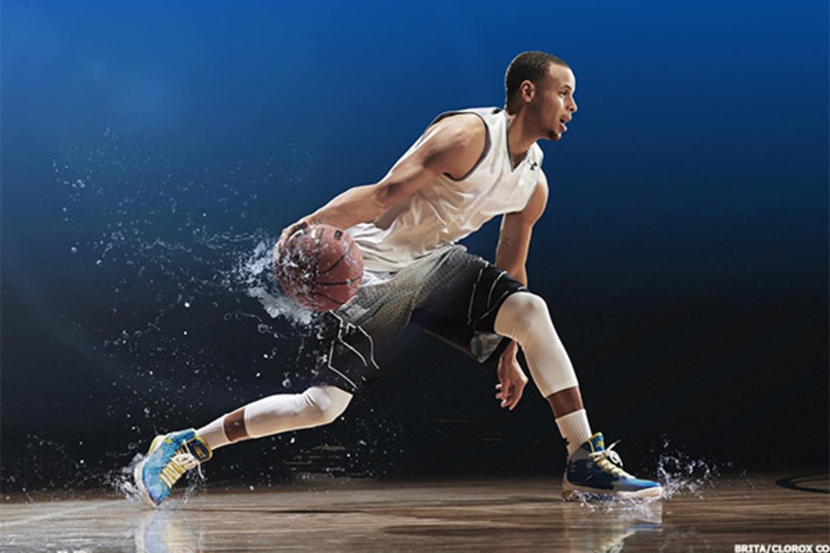 Flotar crisis Ser amado Under Armour's Steph Curry 3 Shoe Sales are Flagging - TheStreet