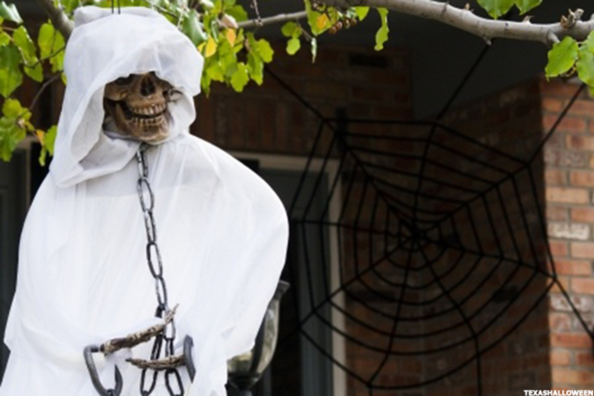 The 10 Best Cities to Celebrate Halloween in America TheStreet