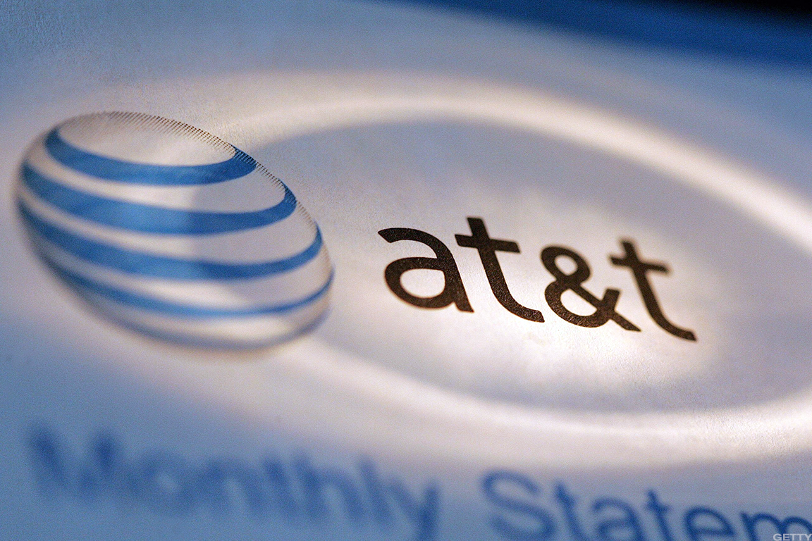 AT&T Rises as Analysts Laud $43 Billion Discovery Deal - Vimarsana News