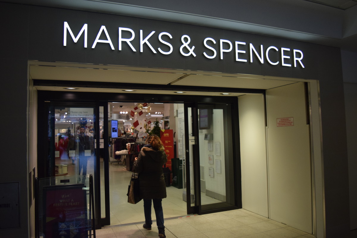 Магазин marks spencer. Marks and Spencer интернет магазин. Маркс энд Спенсер интернет магазин.