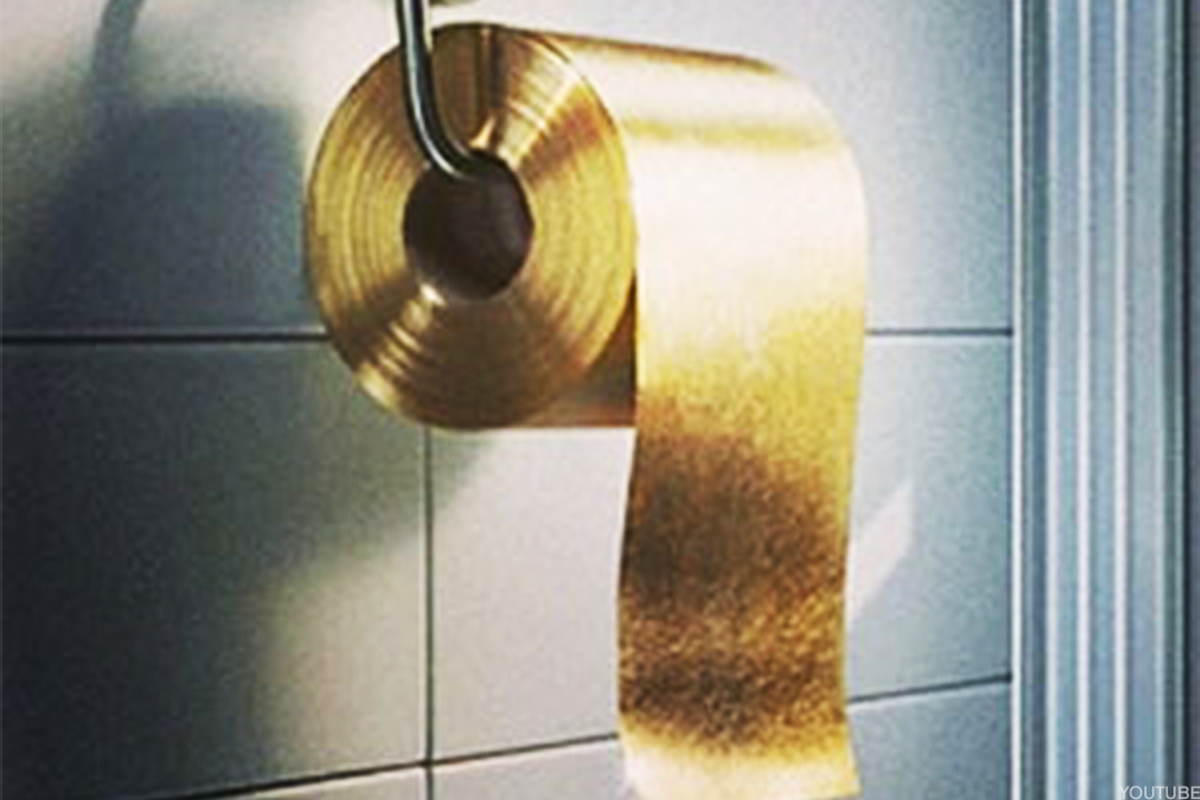 Yes, People Who Hang Toilet Paper Rolls This Way Often Do Make More Money