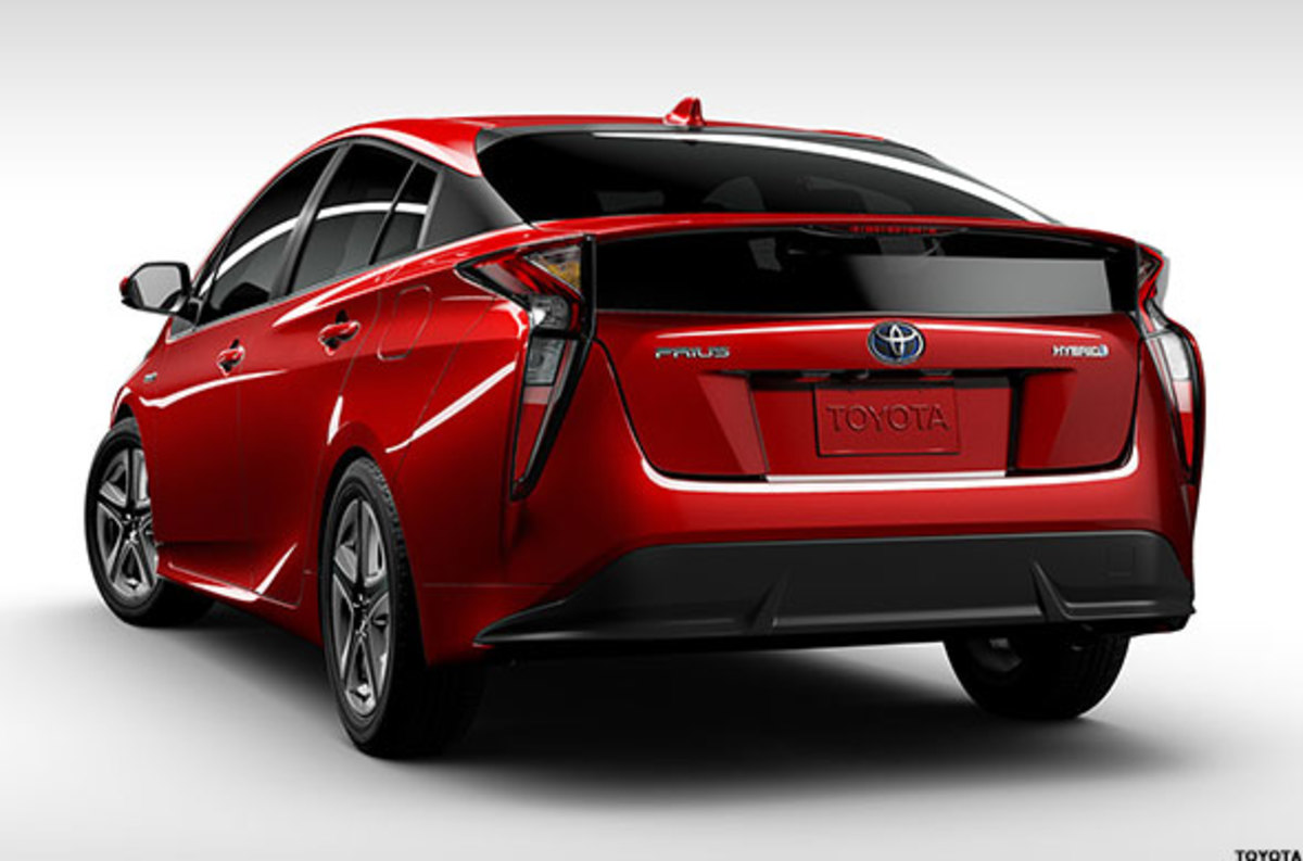 Toyota Wants to Deploy LongRange, FastCharging EVs by 2022 TheStreet
