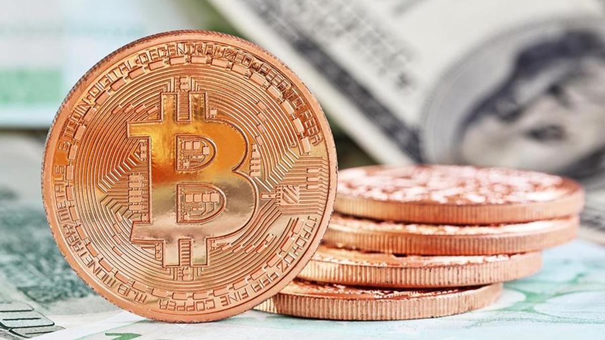 Check the price of the cryptocurrency: Bitcoin up to $ 60,000 and NFT Mania