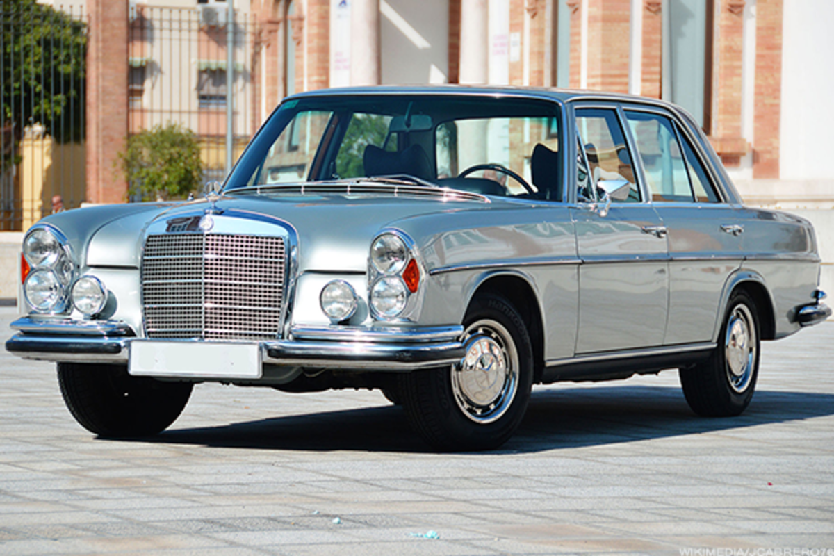 Top 10 Cheap Classic Cars to Invest in for Big Gains With Your Delayed