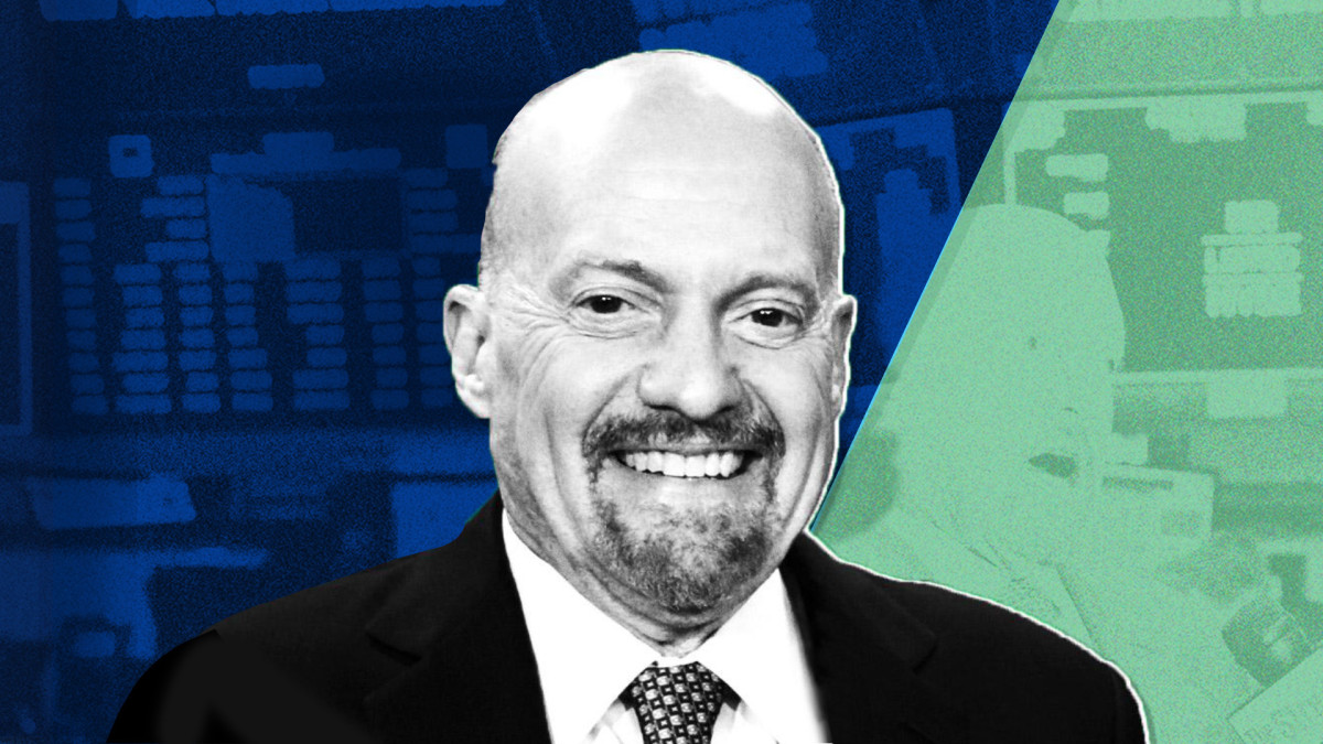 Jim Cramer at Apple, Beyond Meat, EVs, Zoom, Stock Exchange on Tuesday