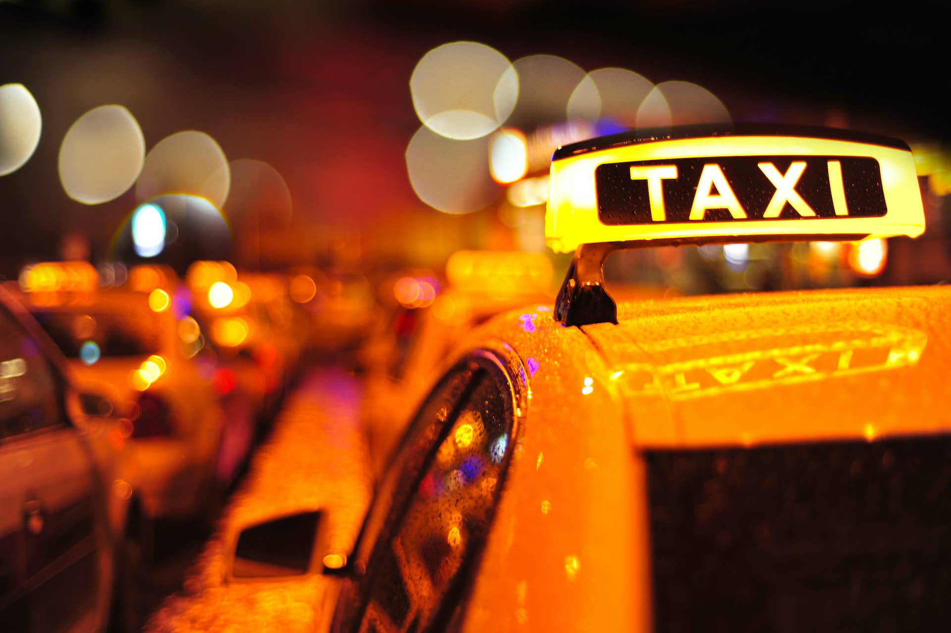 Uber Stock Surges After Deal to List New York City Taxis On App - Vimarsana News