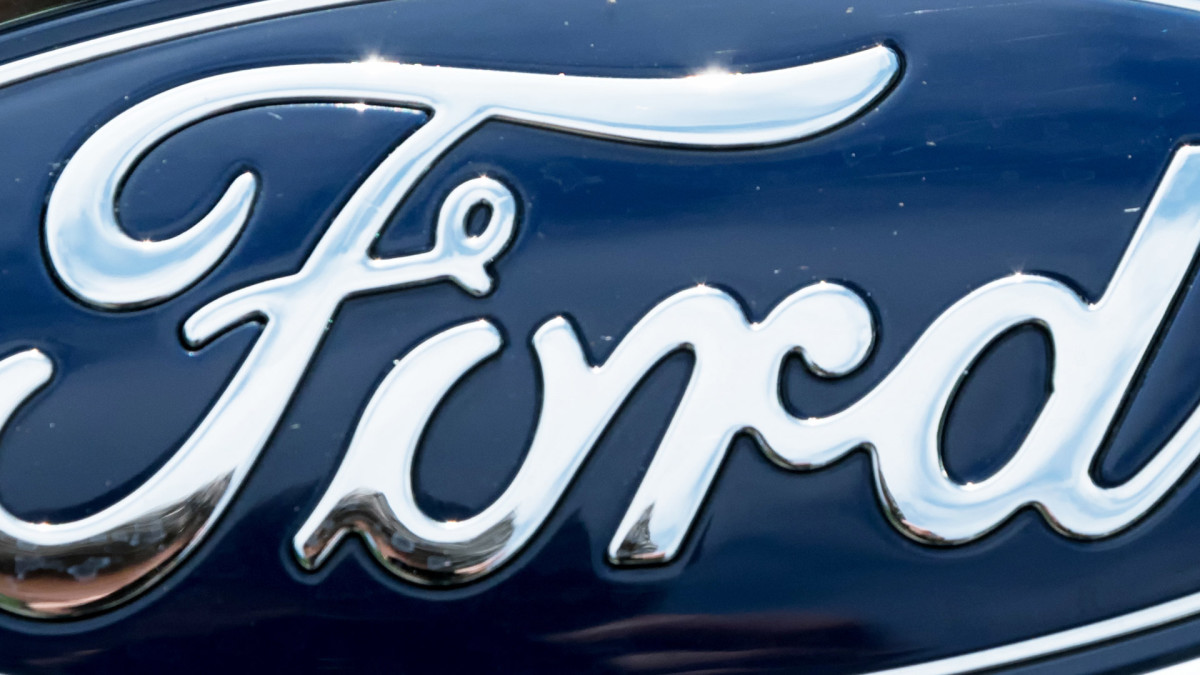 Ford First-Quarter Vehicle Sales Off 12.5%