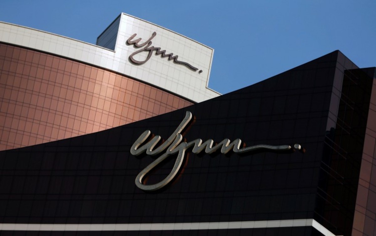 wynn macau says it is losing more than us2 million a day amid casino closures